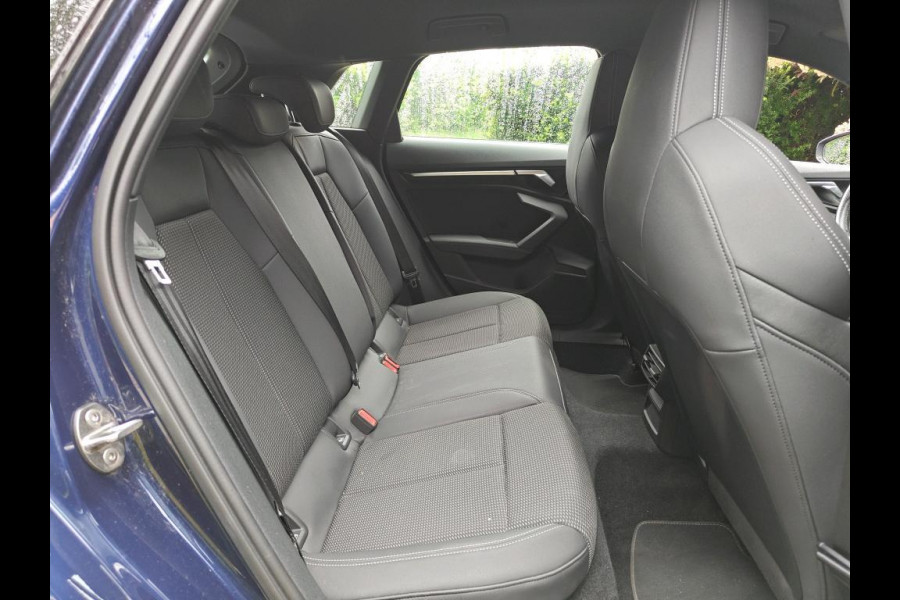 Audi A3 Sportback 35 TFSI S edition NL-AUTO | 1/2 LEDER | 150 PK