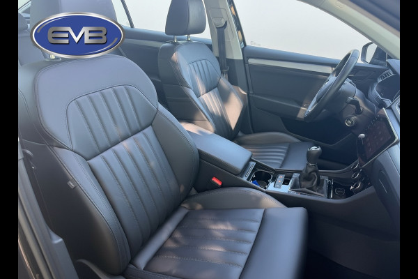 Škoda Superb 1.5 TSI ACT Style Business, LET OP: 18000 km! Origineel NL auto met nap, panoramadak, leder, 1 e eigenaar