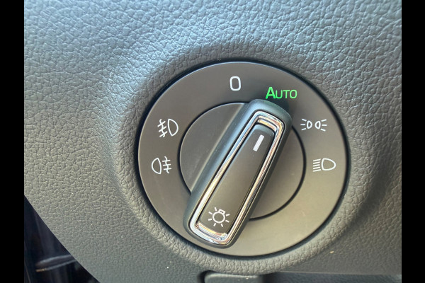 Škoda Superb 1.5 TSI ACT Style Business, LET OP: 18000 km! Origineel NL auto met nap, panoramadak, leder, 1 e eigenaar