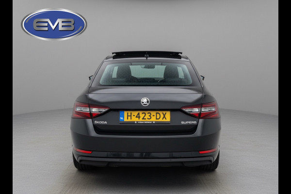 Škoda Superb 1.5 TSI ACT Style Business, LET OP: 18000 km! Origineel NL auto met nap, panoramadak, leder, 1 e eigenaar