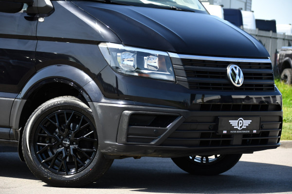 Volkswagen Crafter 35 2.0 TDI L3H3 Black Edition Camera, Cruise, Carplay, Automaat, Trekhaak, 140pk, Airco, Multimedia, Uniek!