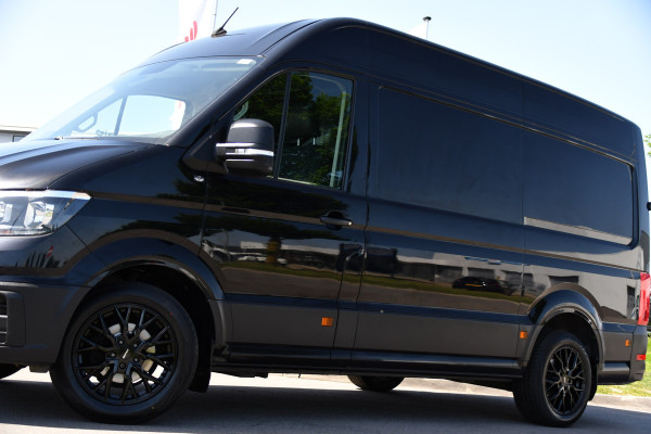 Volkswagen Crafter 35 2.0 TDI L3H3 Black Edition Camera, Cruise, Carplay, Automaat, Trekhaak, 140pk, Airco, Multimedia, Uniek!