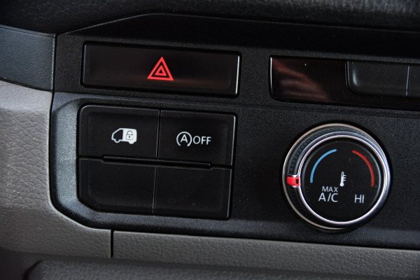 Volkswagen Crafter 35 2.0 TDI L3H3 Black Edition Camera, Cruise, Carplay, Automaat, Trekhaak, 140pk, Airco, Multimedia, Uniek!