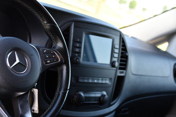 Mercedes-Benz Vito 116 CDI L2 PB Edition Camera, Cruise, Carplay, Stoelverwarming, LED, Automaat, Trekhaak, Standkachel, Multimedia, 164pk, Uniek!