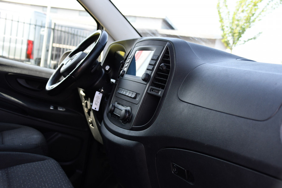Mercedes-Benz Vito 116 CDI L2 PB Edition Camera, Cruise, Carplay, Stoelverwarming, LED, Automaat, Trekhaak, Standkachel, Multimedia, 164pk, Uniek!