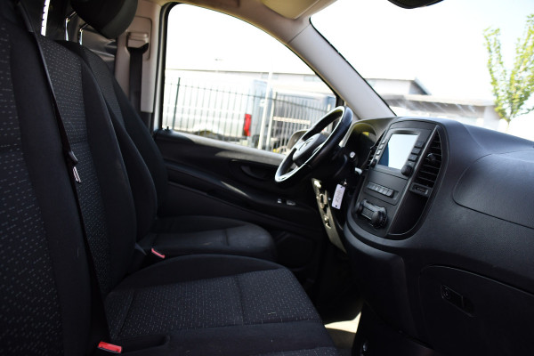 Mercedes-Benz Vito 116 CDI L2 PB Edition Camera, Cruise, Carplay, Stoelverwarming, LED, Automaat, Trekhaak, Standkachel, Multimedia, 164pk, Uniek!