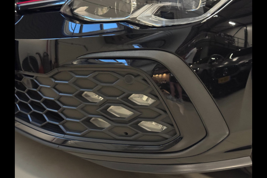Volkswagen Golf 2.0 TSI GTI PANO | HUD | LEDER | DYNAUDIO | VOL!