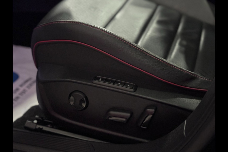 Volkswagen Golf 2.0 TSI GTI PANO | HUD | LEDER | DYNAUDIO | VOL!