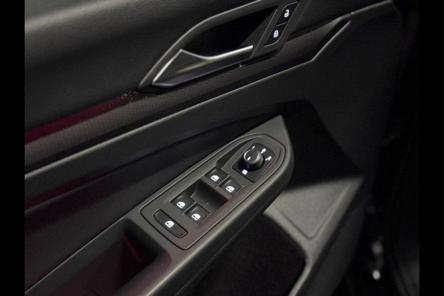 Volkswagen Golf 2.0 TSI GTI PANO | HUD | LEDER | DYNAUDIO | VOL!
