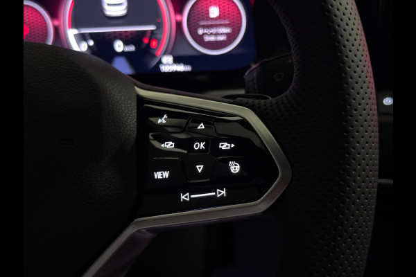 Volkswagen Golf 2.0 TSI GTI PANO | HUD | LEDER | DYNAUDIO | VOL!
