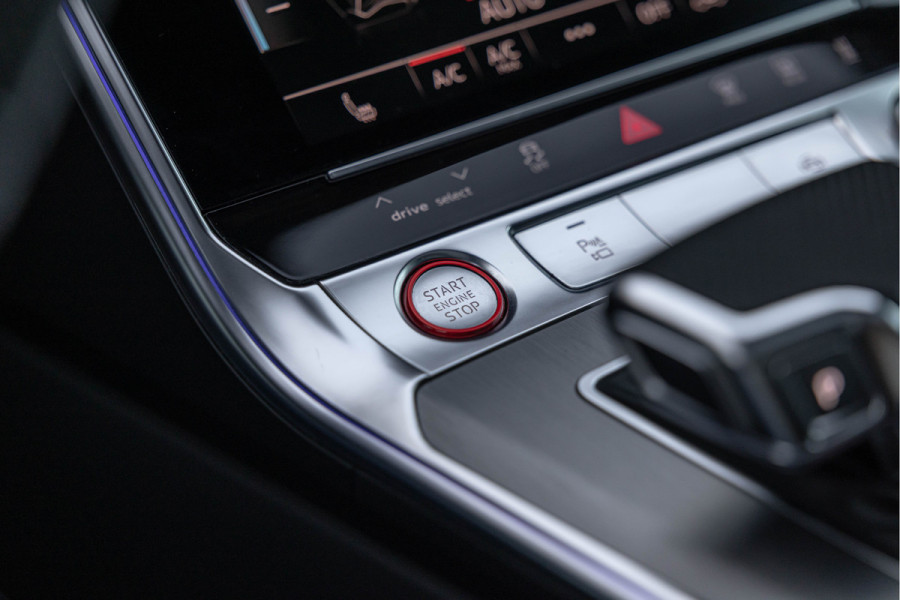 Audi S6 Avant TDI 349pk Quattro HuD B&O 21'' HD-Matrix Pano Luchtv. Standkachel S-stoelen