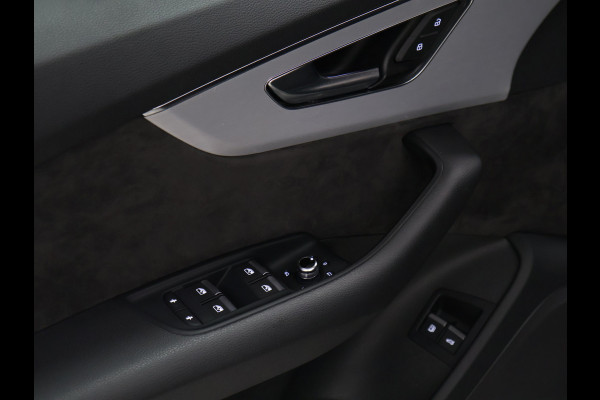 Audi Q7 60 TFSI e quattro Competition S-LINE [LUCHTVERING, MEMORY SEATS, CRUISE CONTROL, TREKHAAK, APPLE CARPLAY, ANDROID AUTO, ACHTERUITRIJCAMERA, PDC V+A, STOELVERWARMING, NIEUWSTAAT]