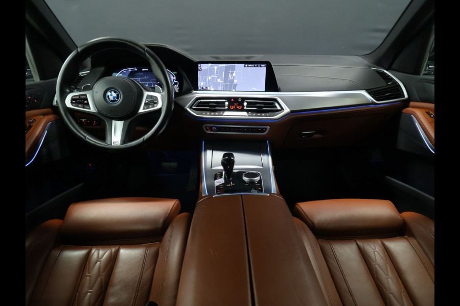 BMW X5 xDrive45e M Sport [ADAPTIVE CRUISE, SCHUIFKANTELDAK, APPLE CARPLAY, MEMORY SEATS, CAMERA,STOELVERWARMING, DIGITAL DASH, ELEK.. ACHTERKLEP,  NAVIGATIE, NIEUWSTAAT]