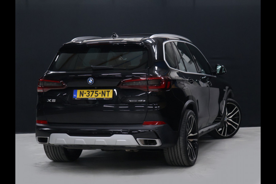 BMW X5 xDrive45e M Sport [ADAPTIVE CRUISE, SCHUIFKANTELDAK, APPLE CARPLAY, MEMORY SEATS, CAMERA,STOELVERWARMING, DIGITAL DASH, ELEK.. ACHTERKLEP,  NAVIGATIE, NIEUWSTAAT]
