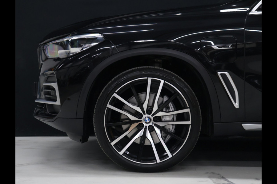 BMW X5 xDrive45e M Sport [ADAPTIVE CRUISE, SCHUIFKANTELDAK, APPLE CARPLAY, MEMORY SEATS, CAMERA,STOELVERWARMING, DIGITAL DASH, ELEK.. ACHTERKLEP,  NAVIGATIE, NIEUWSTAAT]