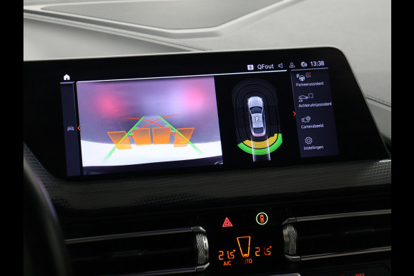 BMW 2 Serie Gran Coupé 218i M Sport [APPLE CARPLAY, ANDROID, CAMERA, CRUISE CONTROL, DIGITAL DASH, PDC V+A, VOL LEDER, NAVIGATIE, NIEUWSTAAT]