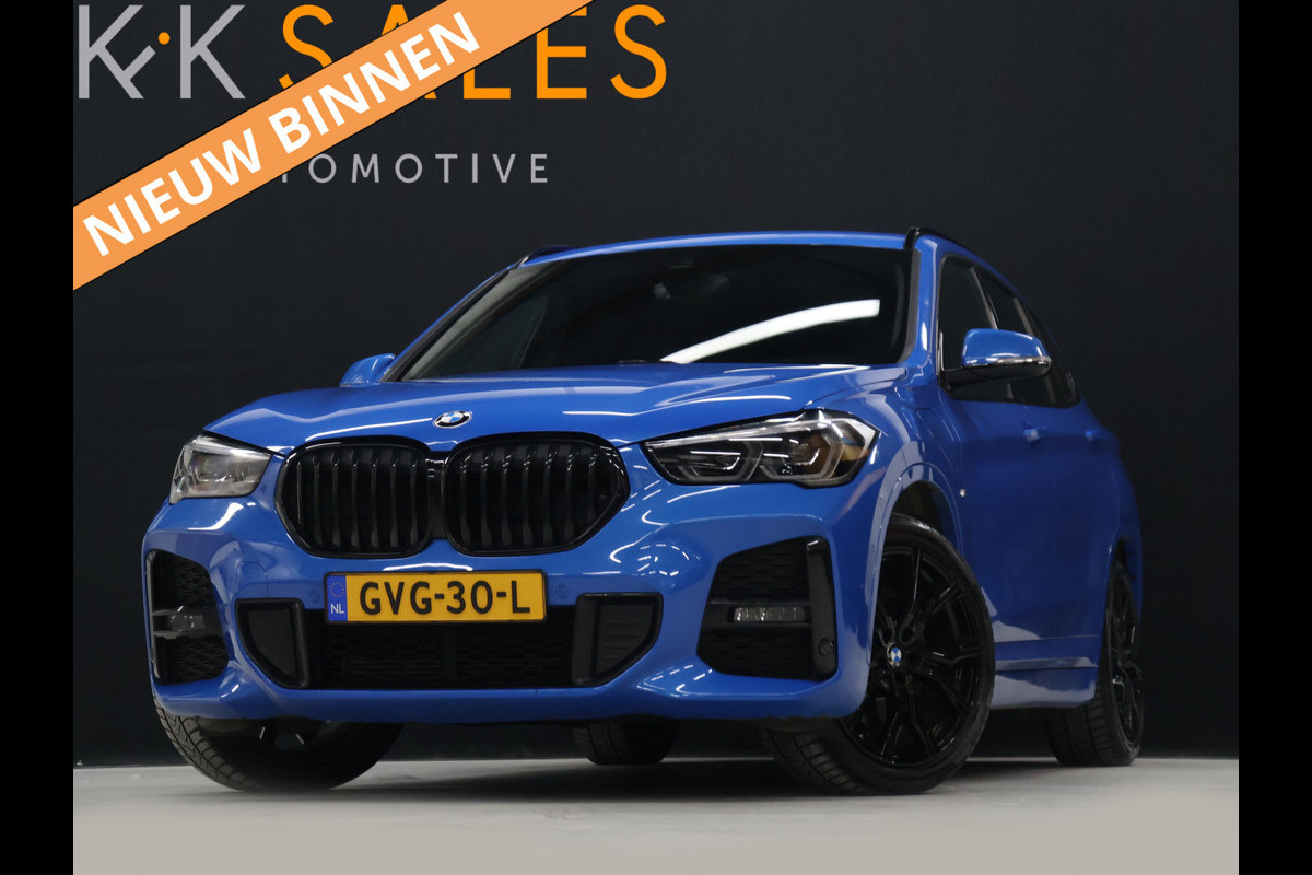 BMW X1 xDrive25e M Sport [HEAD UP DISPLAY,  APPLE CARPLAY, CAMERA, ELEK ACHTERKLEP,  CRUISE CONTROL, MEMORY SEATS, VOL LEDER, NAVIGATIE, NIEUWSTAAT]