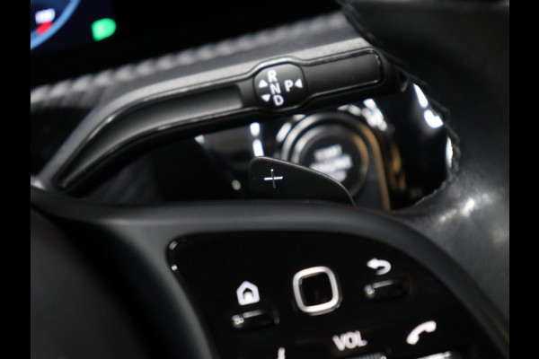 Mercedes-Benz A-Klasse 200 Business Solution Plus Upgrade [APPLE CARPLAY, DIGITAL DASH, SCHUIFKANTELDAK, TREKHAAK, CAMERA, CRUISE CONTROL, CLIMATE CONTROL, NAVIGATIE, NIEUWSTAAT]