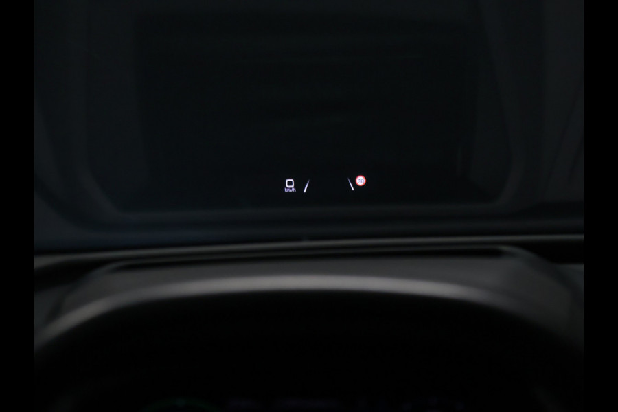 Audi Q4 e-tron 40 Advanced edition 77 kWh [ADAPTIVE CRUISE, CAMERA, SONOS AUDIO INSTALLATIE, TREKHAAK, APPLE CARPLAY, SFEERVERLICHTING, STOELVERWARMING, ELEK.. ACHTERKLEP, NAVIGATIE, NIEUWSTAAT]