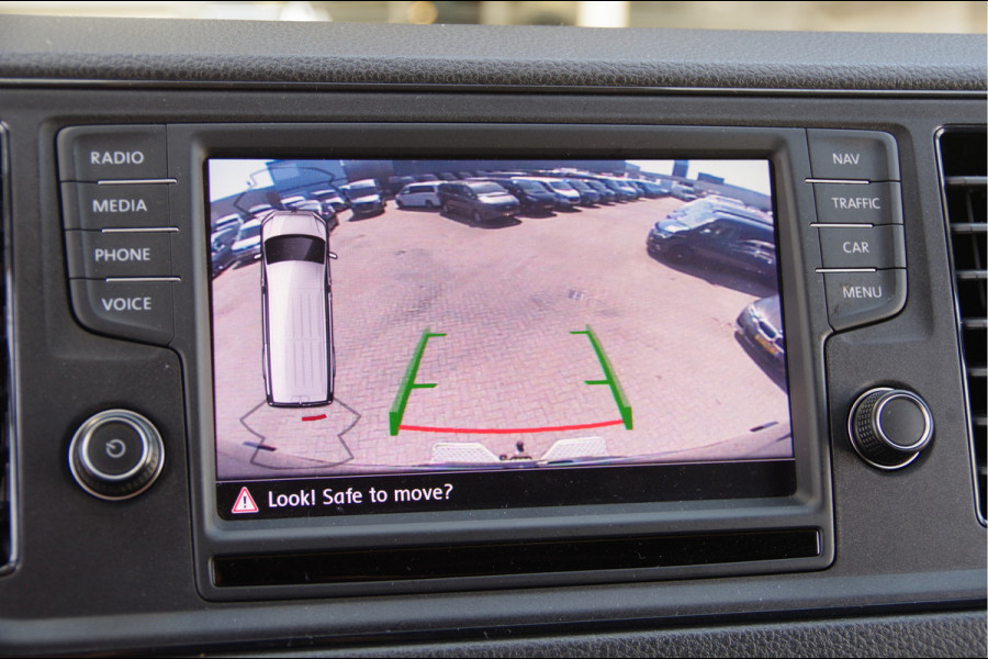 Volkswagen Crafter 35 2.0 TDI L3H3(L2H2) Highline MARGE! 140PK AUT. LED, TREKHAAK, ADAPT. CRUISE, CAMERA, NAVI, NL AUTO, NAP