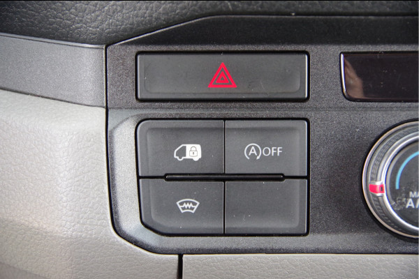 Volkswagen Crafter 35 2.0 TDI L3H3(L2H2) Highline MARGE! 140PK AUT. LED, TREKHAAK, ADAPT. CRUISE, CAMERA, NAVI, NL AUTO, NAP
