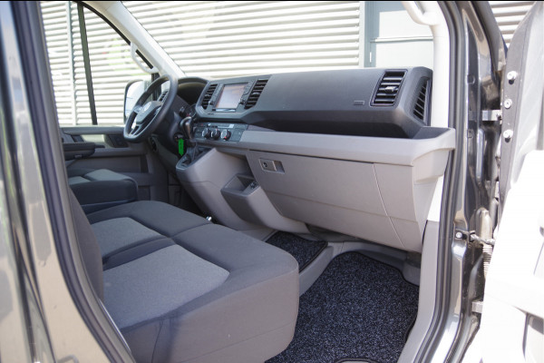 Volkswagen Crafter 35 2.0 TDI L3H3(L2H2) Highline MARGE! 140PK AUT. LED, TREKHAAK, ADAPT. CRUISE, CAMERA, NAVI, NL AUTO, NAP