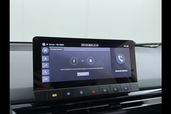 MG Mg4 electric Luxury Long Range 64kWh SOH 93% Warmtepomp Zwart Dak Trekhaak 360°Camera Navi Ecc Adap.Cruise Apple Carplay Android Auto Pdc Stoel+Stuurverwarming Privacy Glas Lmv Led DAB Isofix Dodehoek detector File assistent Rijstrooksensor 1e Eigenaar Origineel Nederlandse Auto