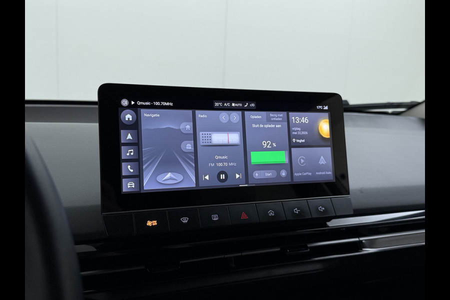 MG Mg4 electric Luxury Long Range 64kWh SOH 93% Warmtepomp Zwart Dak Trekhaak 360°Camera Navi Ecc Adap.Cruise Apple Carplay Android Auto Pdc Stoel+Stuurverwarming Privacy Glas Lmv Led DAB Isofix Dodehoek detector File assistent Rijstrooksensor 1e Eigenaar Origineel Nederlandse Auto