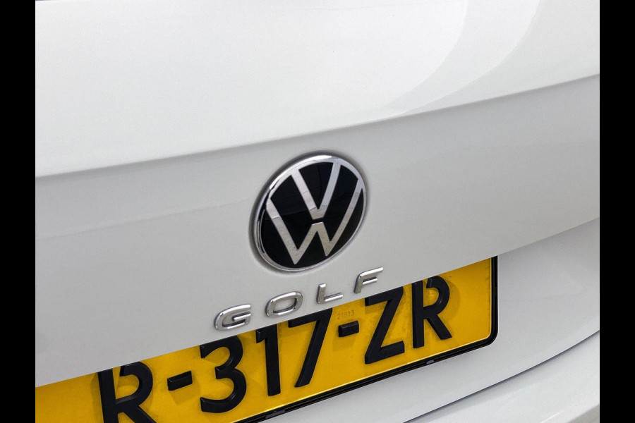 Volkswagen Golf Variant 1.0 TSI Life CARPLAY | AD-CRUISE | VIRTUAL | SFEERVERLICHTING