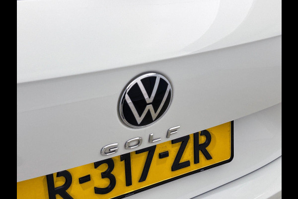 Volkswagen Golf Variant 1.0 TSI Life CARPLAY | AD-CRUISE | VIRTUAL | SFEERVERLICHTING