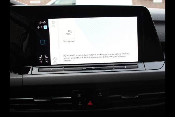 Volkswagen Golf 1.5 eTSI 150pk DSG Style Navigatie Apple Carplay/Android Auto Parkeersensoren Camera Park Assist Adaptive Cruise Control Blind Spot Assist Stoel- en stuurverwarming Ledverlichting Virtual Cockpit Lane Assist Climatronic