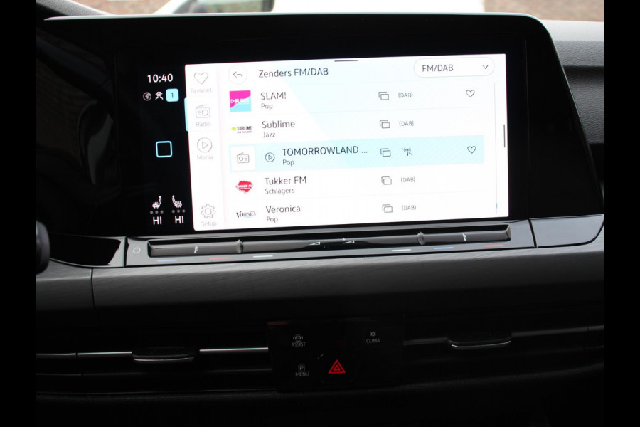 Volkswagen Golf 1.5 eTSI 150pk DSG Style Navigatie Apple Carplay/Android Auto Parkeersensoren Camera Park Assist Adaptive Cruise Control Blind Spot Assist Stoel- en stuurverwarming Ledverlichting Virtual Cockpit Lane Assist Climatronic