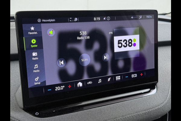 Škoda ENYAQ iV 60 SOH 90% Warmtepomp Trekhaak Panoramadak Adap.Cruise Navi Ecc 360°Camera Apple Carplay Android Auto Stuurverwarming Privacy Glas Lmv 19" Led matrix Keyless advanced Rijstrooksensor Origineel Nederlandse Auto