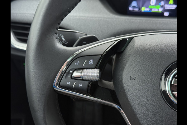 Škoda ENYAQ iV 60 SOH 90% Warmtepomp Trekhaak Panoramadak Adap.Cruise Navi Ecc 360°Camera Apple Carplay Android Auto Stuurverwarming Privacy Glas Lmv 19" Led matrix Keyless advanced Rijstrooksensor Origineel Nederlandse Auto
