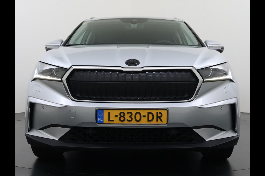 Škoda ENYAQ iV 60 SOH 90% Warmtepomp Trekhaak Panoramadak Adap.Cruise Navi Ecc 360°Camera Apple Carplay Android Auto Stuurverwarming Privacy Glas Lmv 19" Led matrix Keyless advanced Rijstrooksensor Origineel Nederlandse Auto