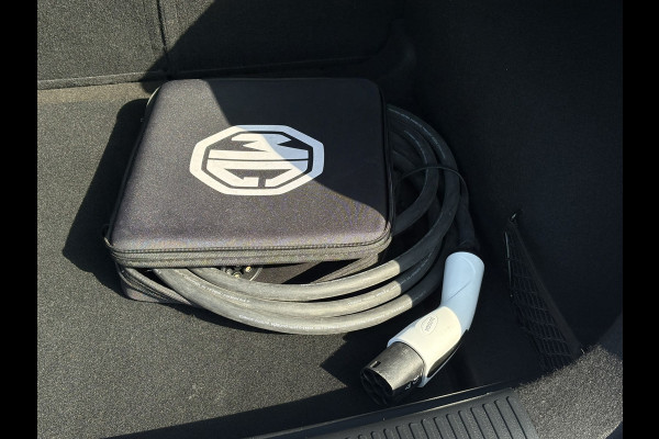 MG Mg4 electric Standard 51 kWh | Apple Carplay/Android Auto, ACC, Climate, PDC, Lichtsensor |
