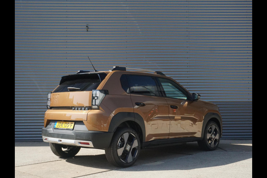 Fiat Grande Panda La Prima 7,4 kW 44 kWh | Uit voorraad leverbaar | Clima | Cruise | Camera | Apple Carplay | 17" | Navi