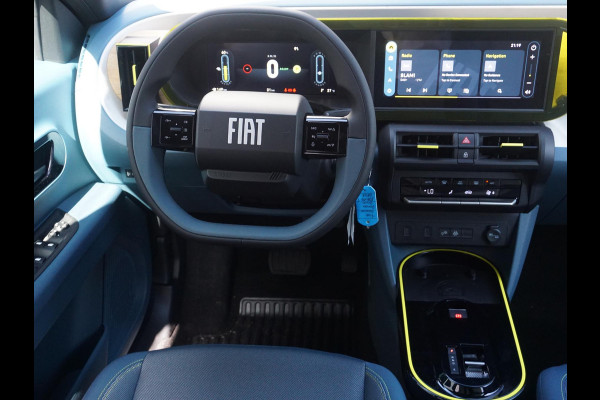 Fiat Grande Panda La Prima 7,4 kW 44 kWh | Uit voorraad leverbaar | Clima | Cruise | Camera | Apple Carplay | 17" | Navi