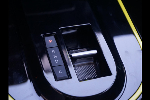 Fiat Grande Panda La Prima 7,4 kW 44 kWh | Uit voorraad leverbaar | Clima | Cruise | Camera | Apple Carplay | 17" | Navi