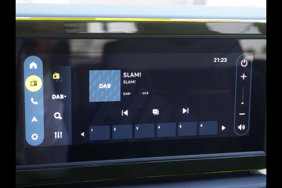 Fiat Grande Panda La Prima 7,4 kW 44 kWh | Uit voorraad leverbaar | Clima | Cruise | Camera | Apple Carplay | 17" | Navi