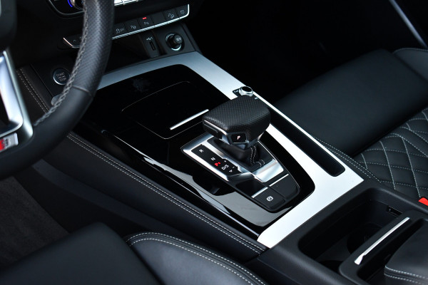 Audi Q5 50 TFSI e S-edition Luchtv ACC 360 HUD