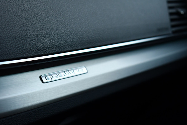 Audi Q5 50 TFSI e S-edition Luchtv ACC 360 HUD