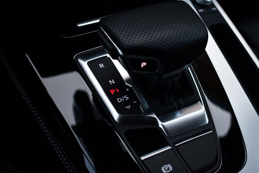 Audi Q5 50 TFSI e S-edition Luchtv ACC 360 HUD