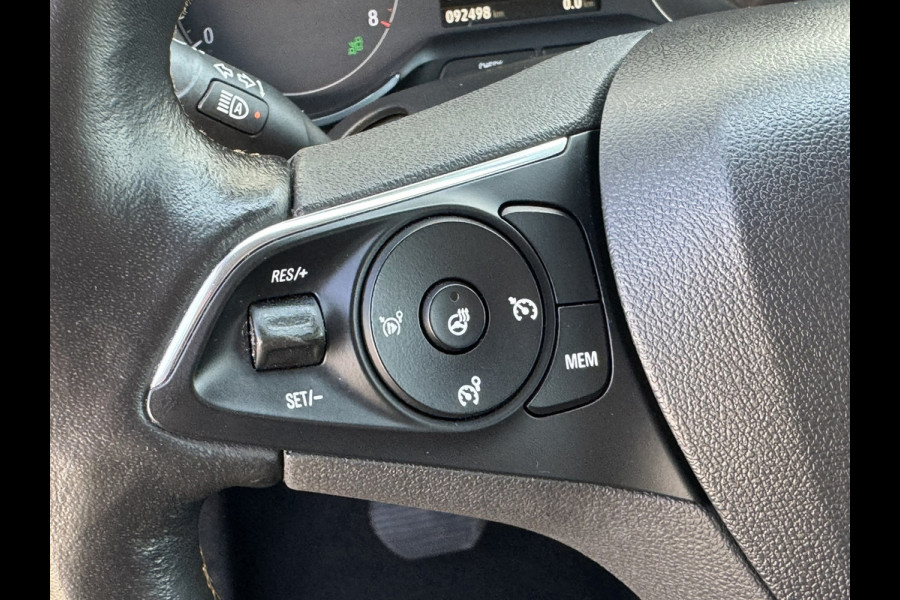 Opel Crossland X 1.2 Turbo Innovation Trekhaak Camera Carplay Clima Cruise Navigatie