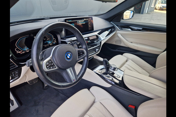 BMW 5 Serie Touring 530e BMW garantie t/m 2028!