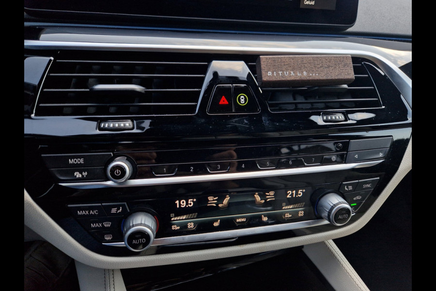 BMW 5 Serie Touring 530e BMW garantie t/m 2028!