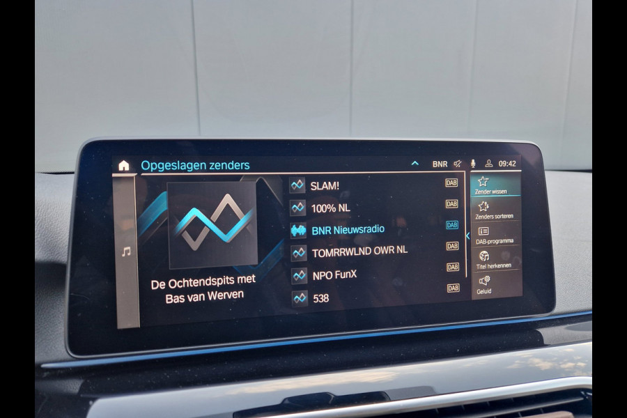 BMW 5 Serie Touring 530e BMW garantie t/m 2028!