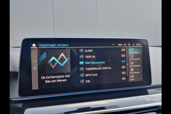 BMW 5 Serie Touring 530e BMW garantie t/m 2028!