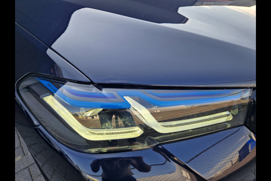 BMW 5 Serie Touring 530e BMW garantie t/m 2028!