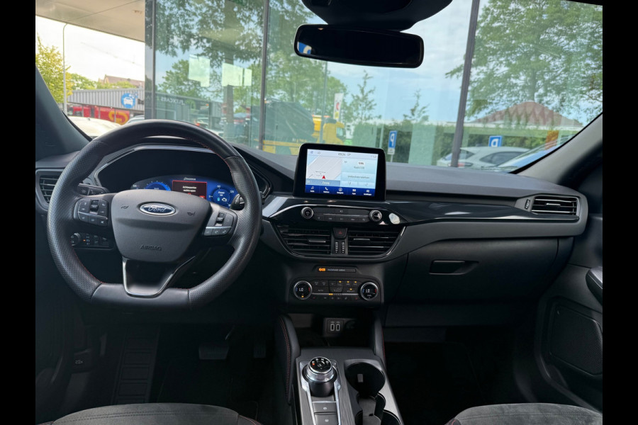 Ford Kuga 2.5 PHEV ST-Line X - Automaat - Navi - E.Trekhaak - Winterpakket